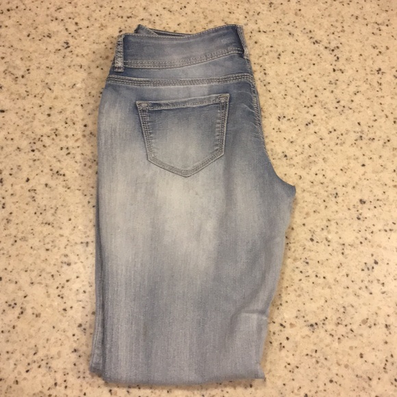 Maurices Jeans - Picture 4 of 4